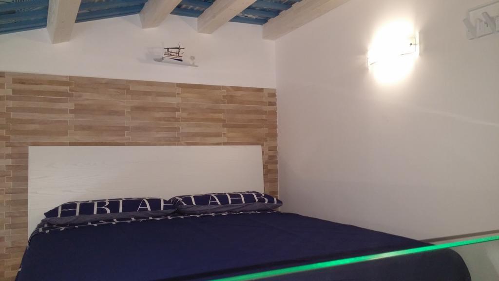 La Casetta Nel Porto カステッランマーレ・デル・ゴルフォ 部屋 写真